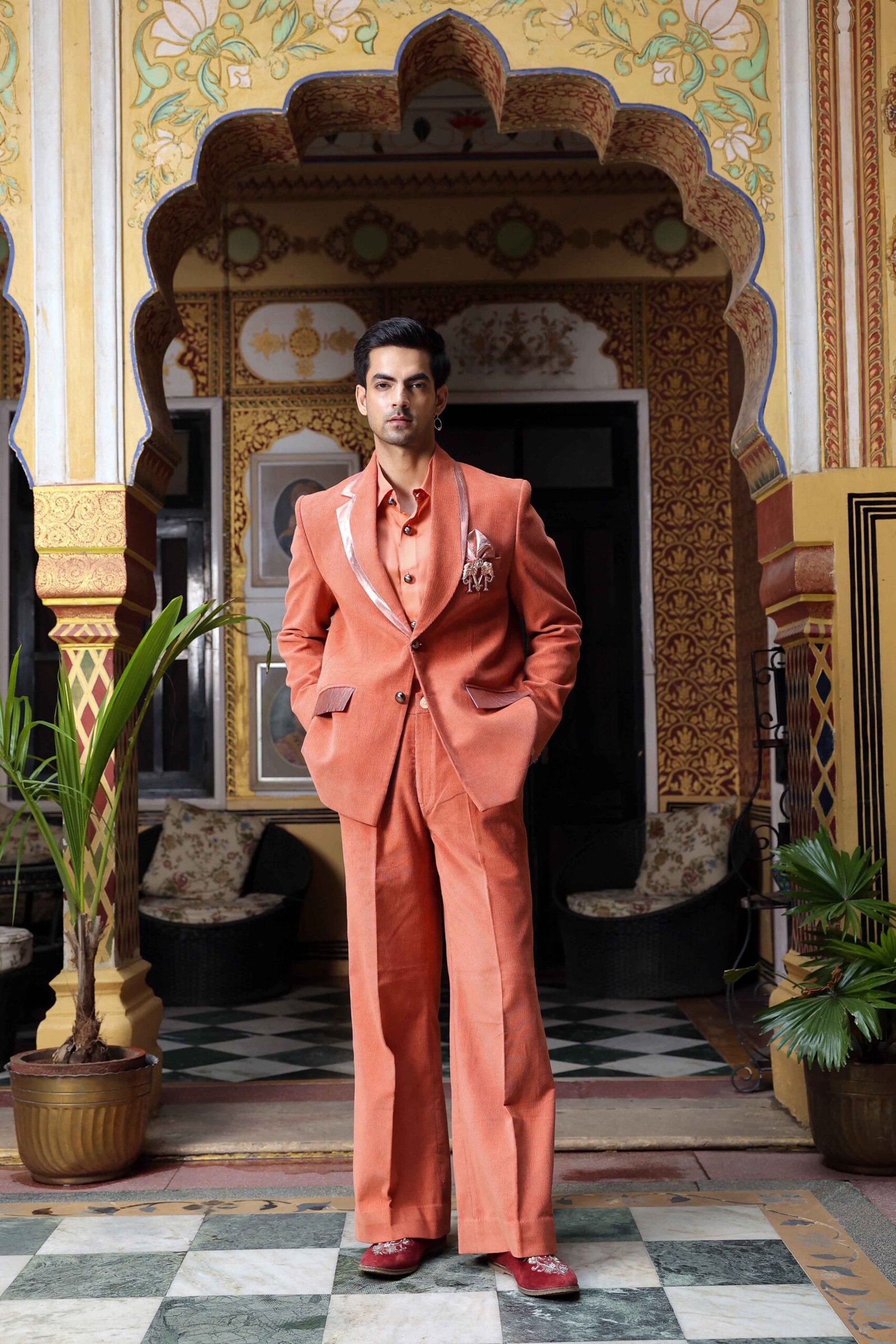 The tangerine heir suit