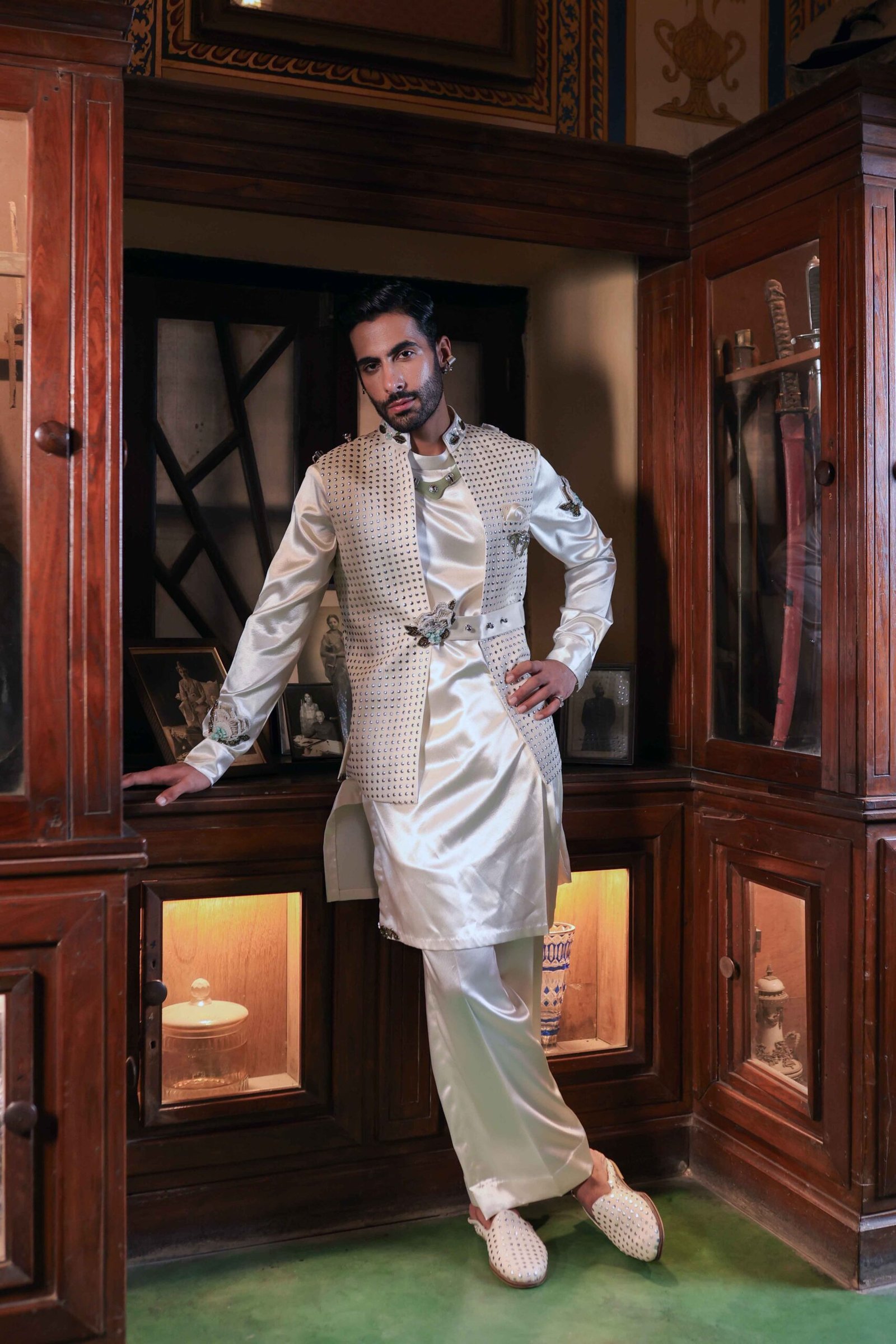 The metal polka kurta set
