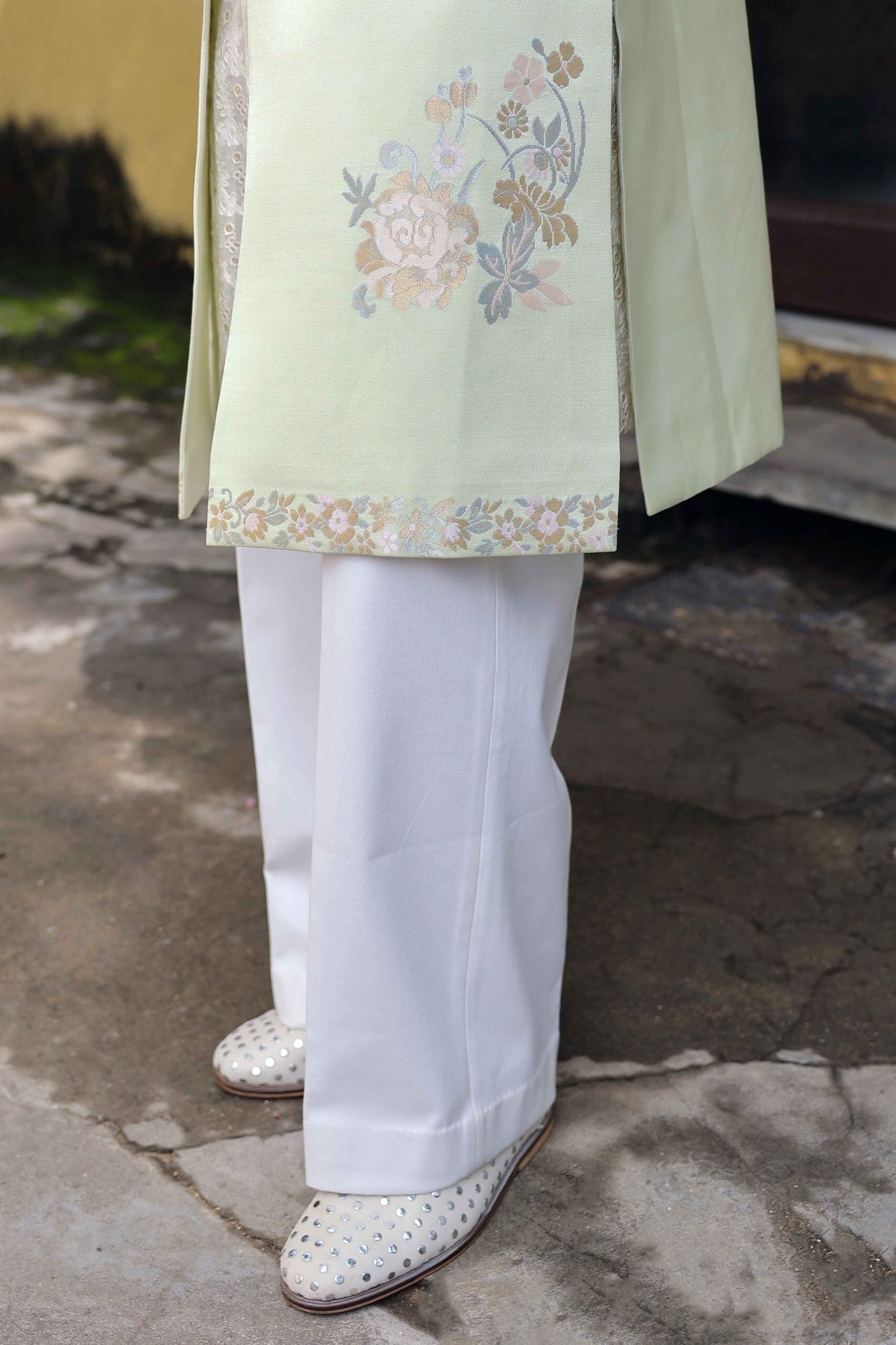 The after heir pistachio-ivory sherwani - Image 3